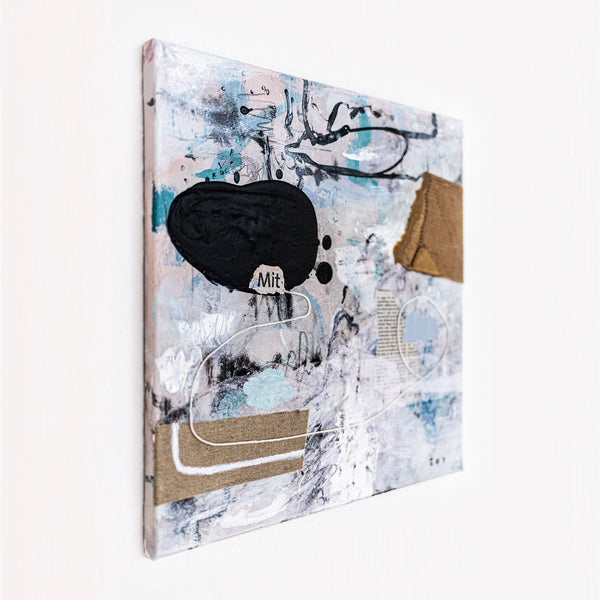 Abstract Painting - Original Wall Art – Oil & Acrylic on Canvas – Minimalist Contemporary Abstract Wall Art – Mit I (16"x16" | 40x40cm)