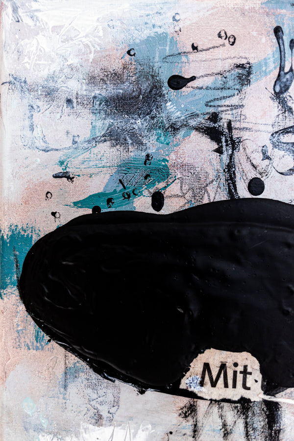 Abstract Painting - Original Wall Art – Oil & Acrylic on Canvas – Minimalist Contemporary Abstract Wall Art – Mit I (16"x16" | 40x40cm)