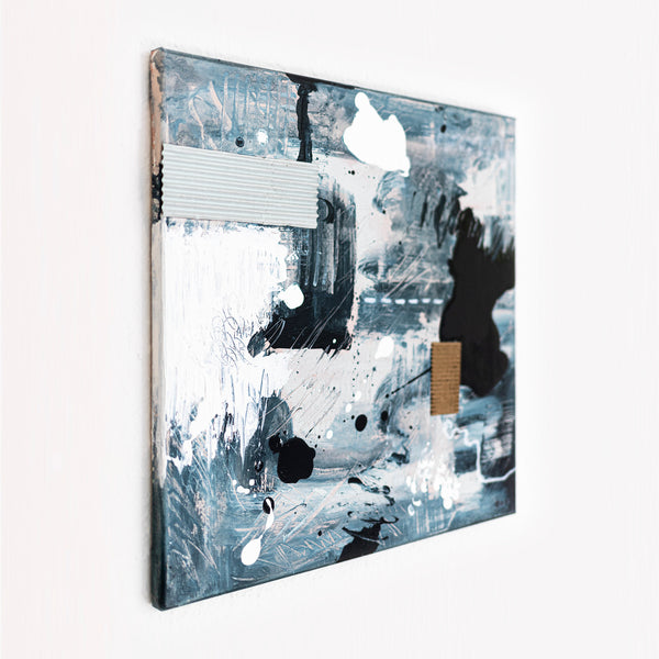 Abstract Painting - Original Wall Art – Oil & Acrylic on Canvas – Modern Blue Contemporary Abstract Wall Art – Vagus I (16"x16" | 40x40cm)